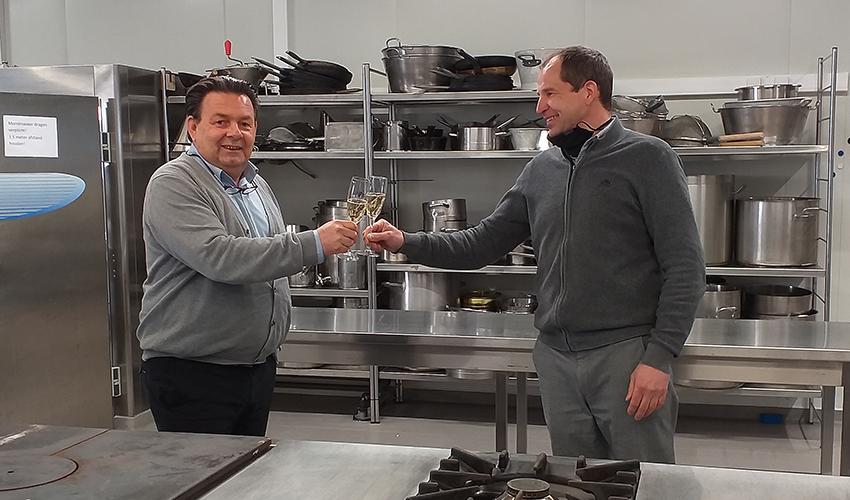 Bart Vandendooren & Koen Meeusen in kitchen