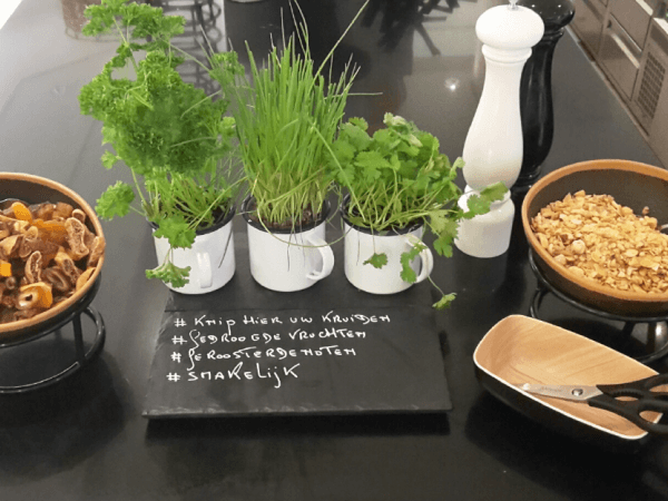 herbs and nuts to go KBC